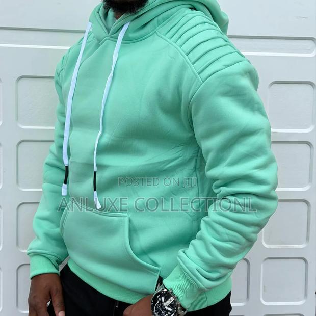 Warm Hoodies - thumbnail 4