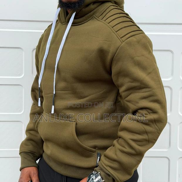 Warm Hoodies - thumbnail 5