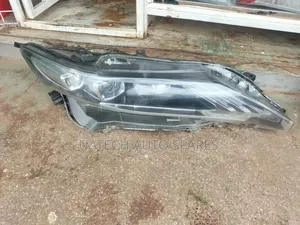 Toyota Harrier 2016 Headlight (191)