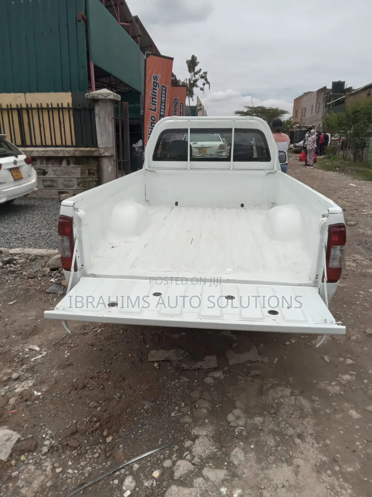 Pick Up Floor Lining Services