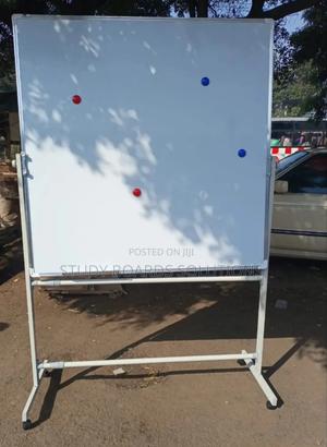 Movable Whiteboard With Wheeled Stand 4ftx4ft (1.2mx1.2m) - thumbnail 2