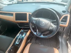 Honda Vezel 2019 Brown