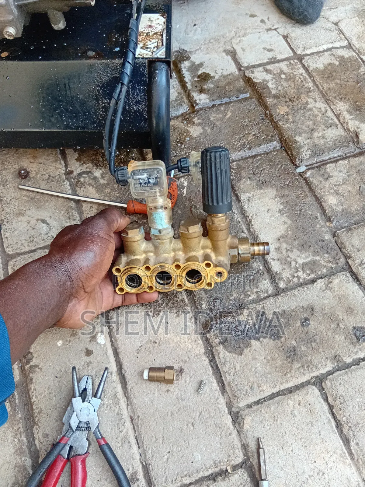 Pressure Washer