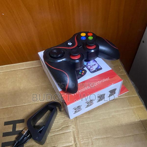 . V8 Bluetooth Gamepad – Universal Gaming Controller