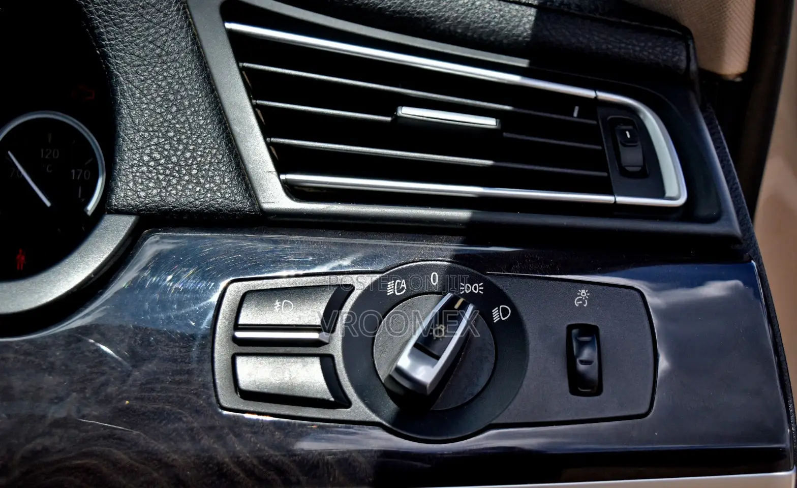BMW 740 2011 Gray