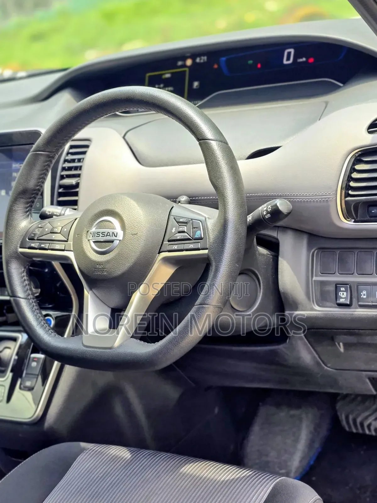 Nissan Serena 2019 Pearl