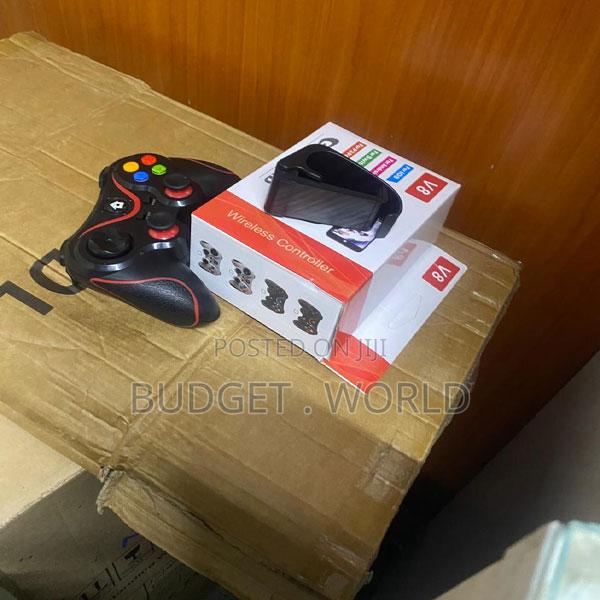 V8 Bluetooth Gamepad – Multi-Device Compatibility - main view