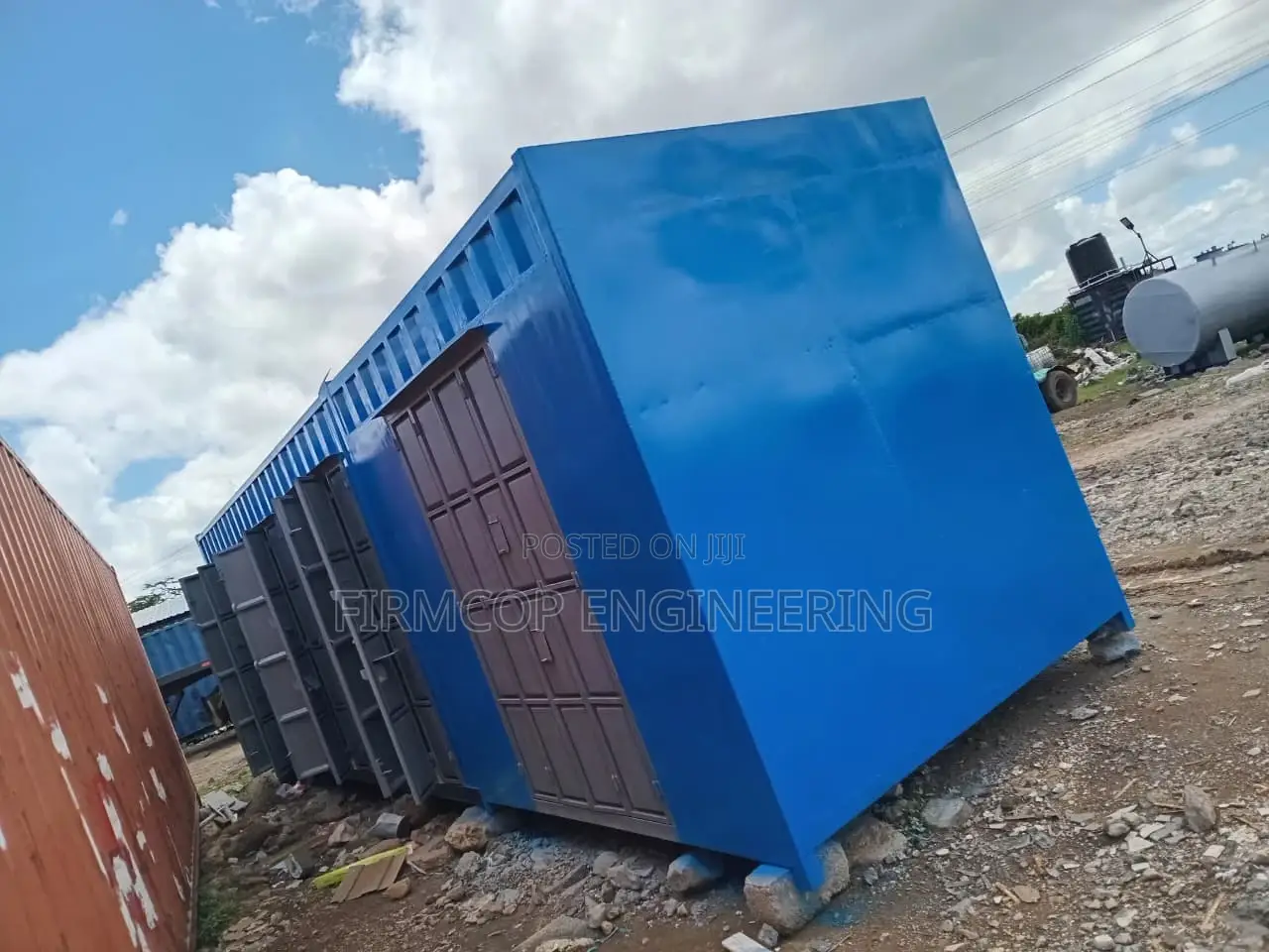30ft Custom Container Shops