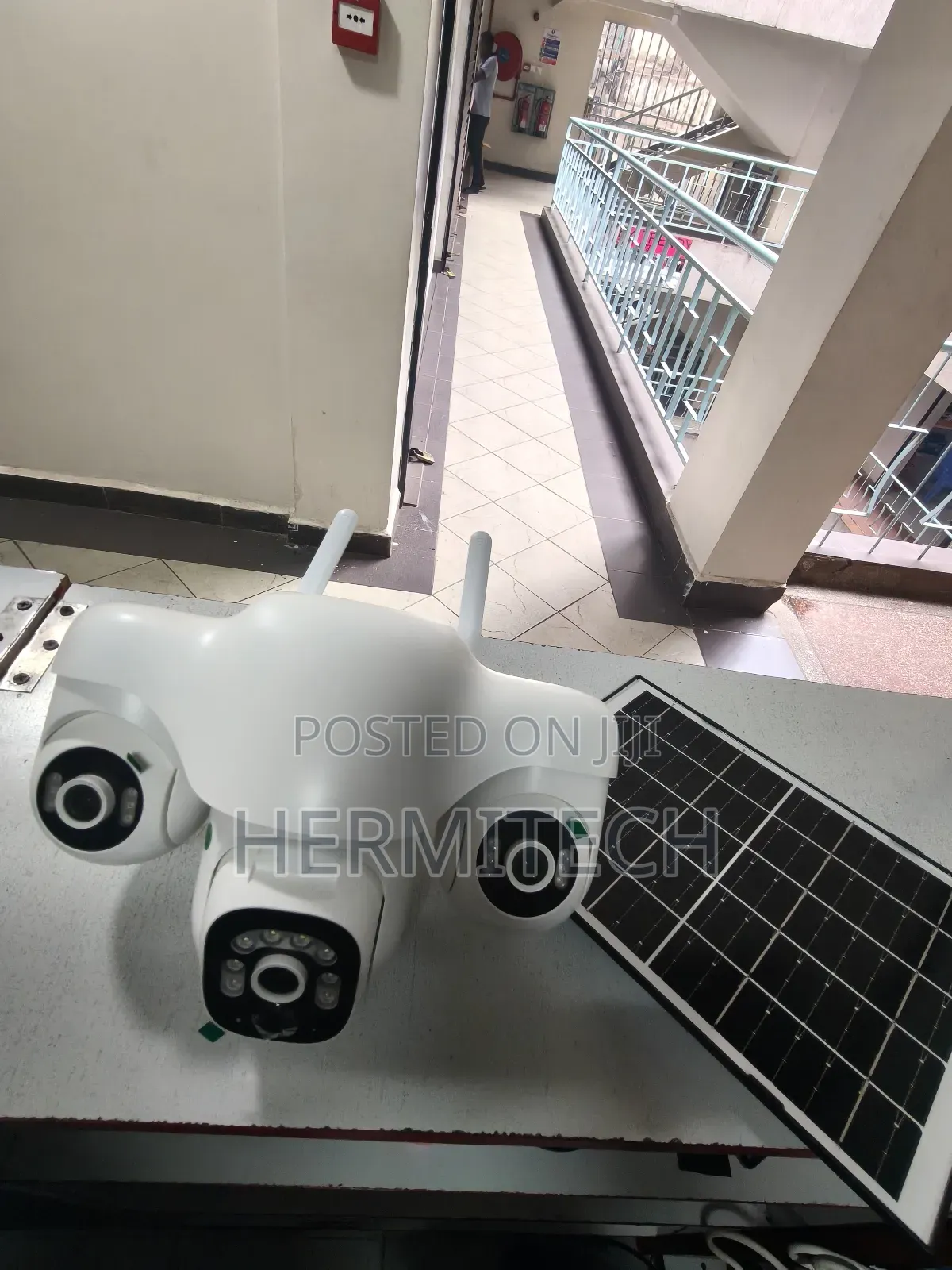 Triple Lens 3 PTZ Solar Powered PTZ Cameras