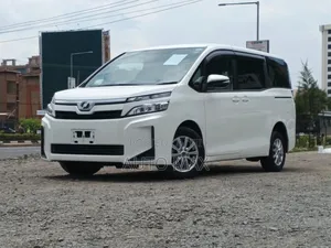 Toyota Voxy 2019 White