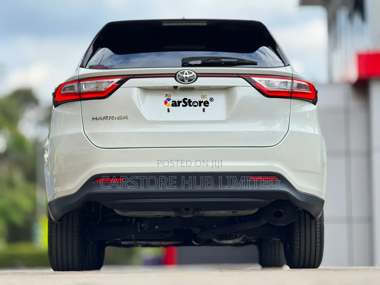 Toyota Harrier 2.0 4WD 2018 White