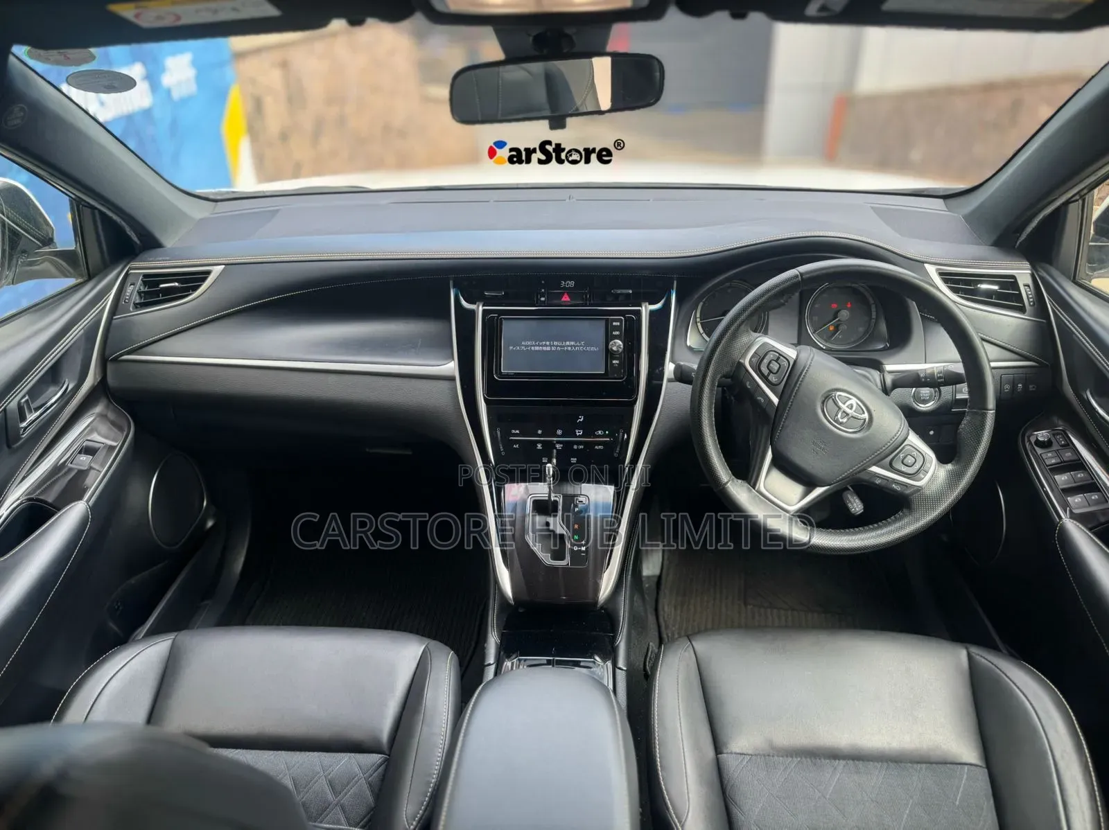 Toyota Harrier 2.0 4WD 2018 White