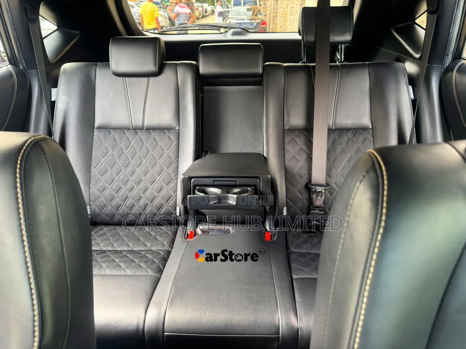 Toyota Harrier 2.0 4WD 2018 White