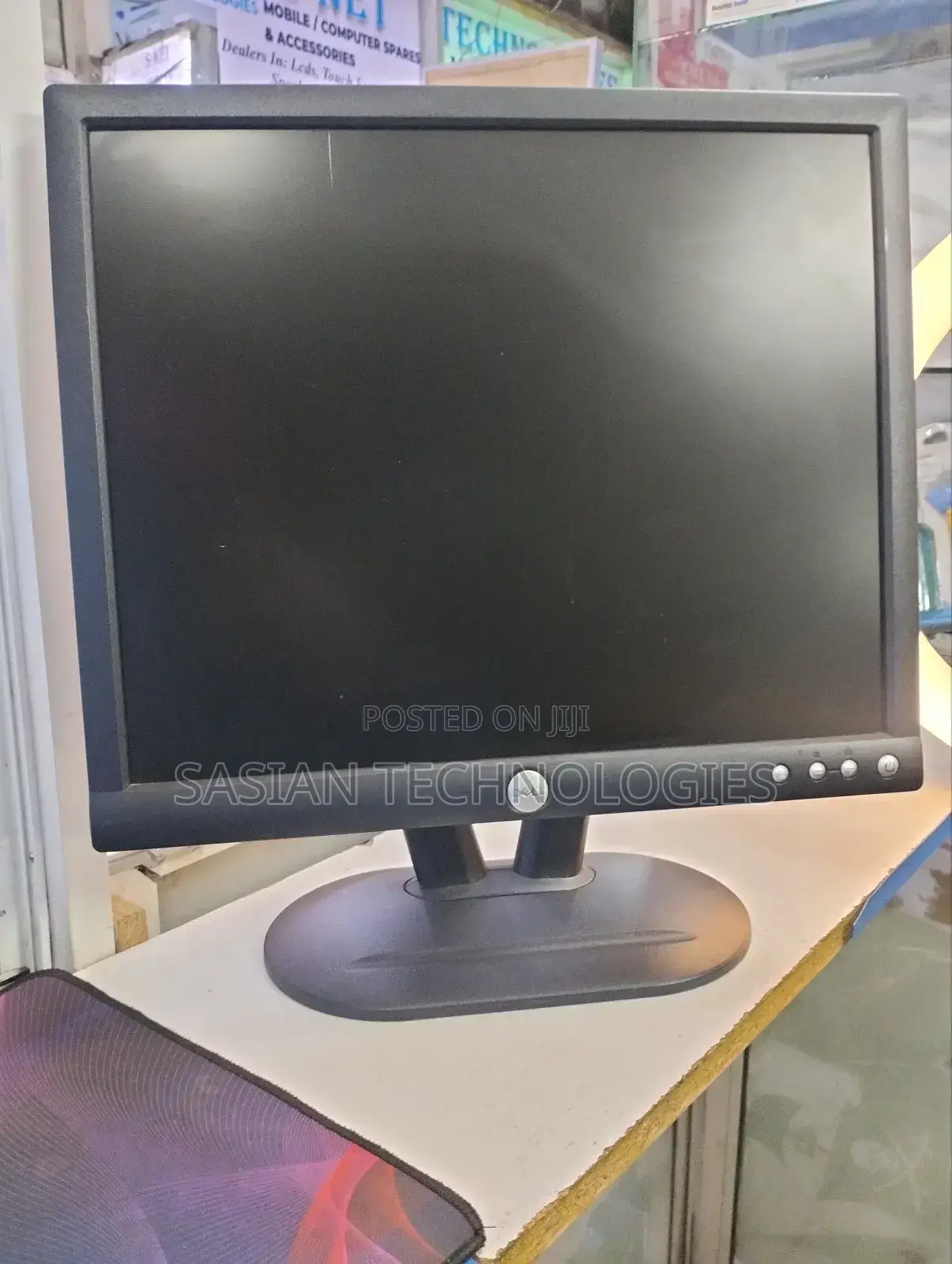 Dell E193 Normal 19 Inches Moniter