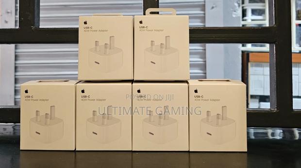 Apple 40w Usb-C Power Adapter - thumbnail 2