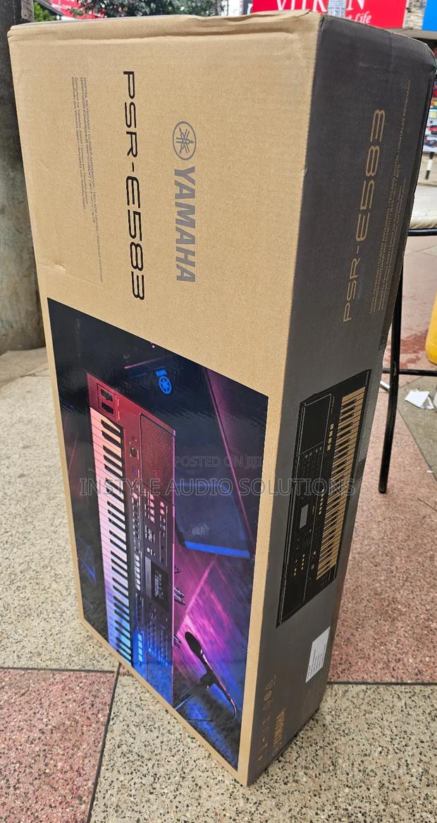 New Model PSR E 583 Yamaha Professional Keyboard Plus Power Adapter - thumbnail 4