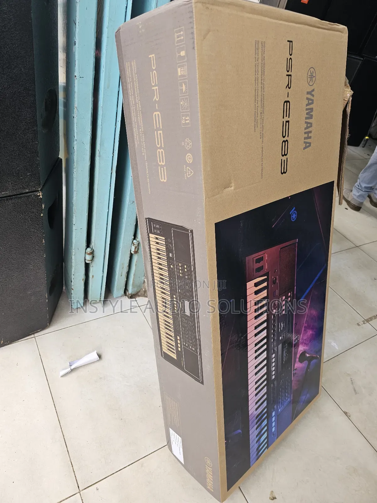 New Model PSR E 583 Yamaha Professional Keyboard Plus Power Adapter