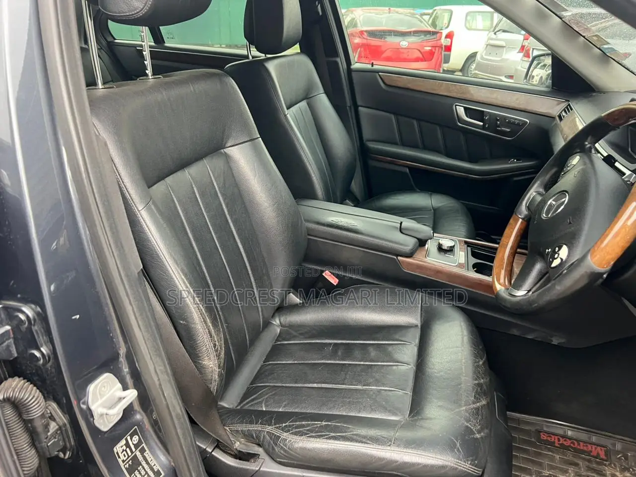 Mercedes-Benz E200 2013 Blue