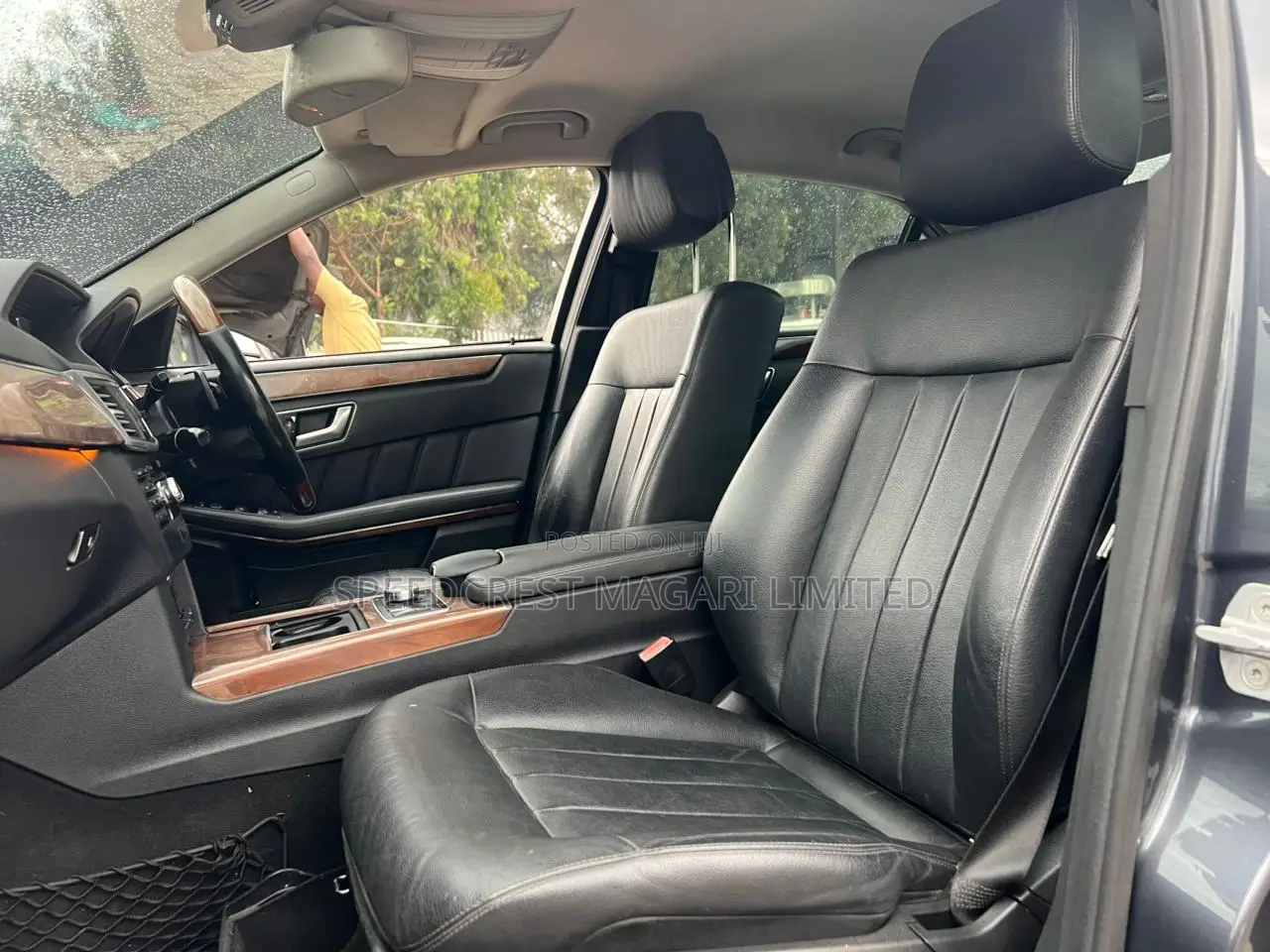 Mercedes-Benz E200 2013 Blue