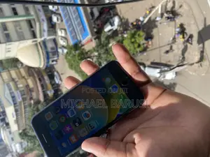 Apple iPhone 8 64 GB Black
