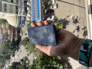 Apple iPhone 8 64 GB Black