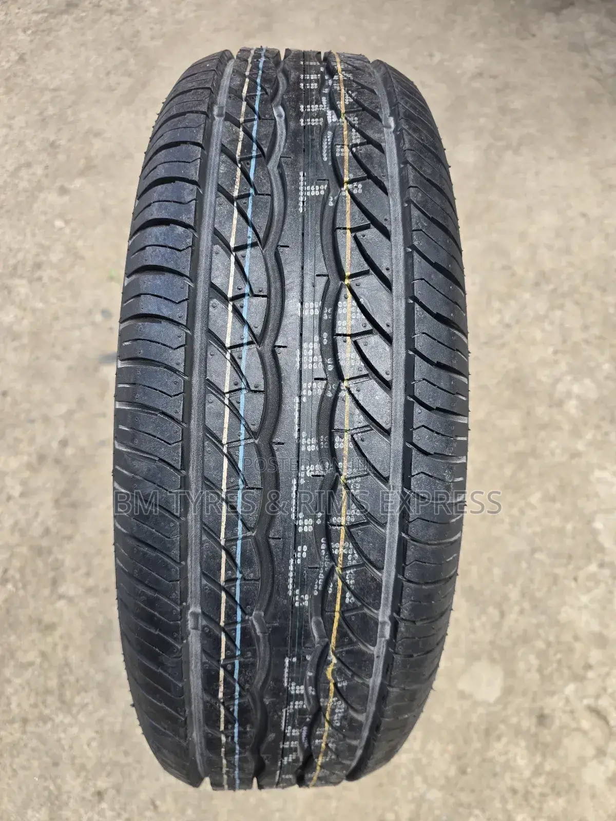 205 /60 R15 Maxxis Tyres