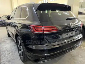 Volkswagen Touareg 2021 Black