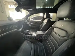 Volkswagen Touareg 2021 Black