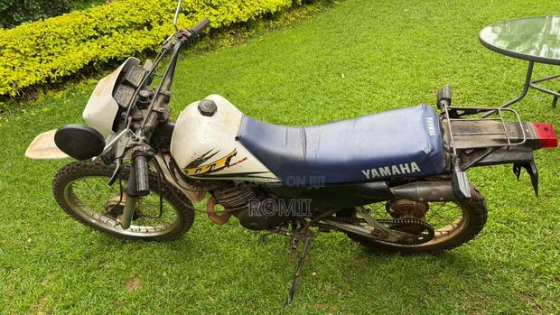 Yamaha DT175 2019 White - thumbnail 3