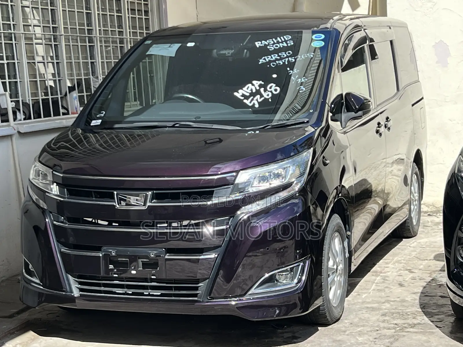 Toyota Noah 2019 Purple