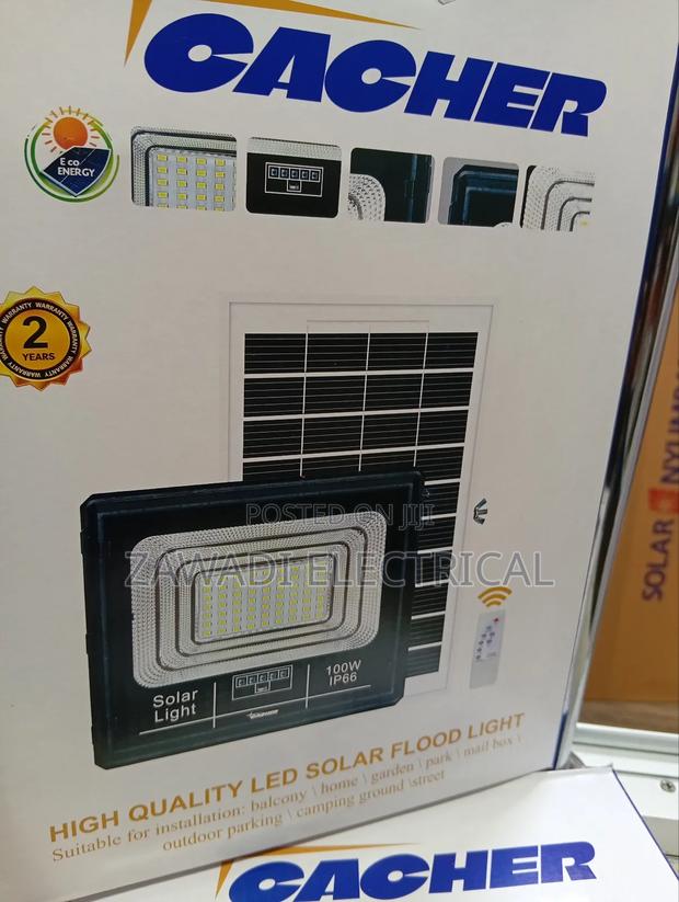 100w Cacher Solar Floodlight - thumbnail 3