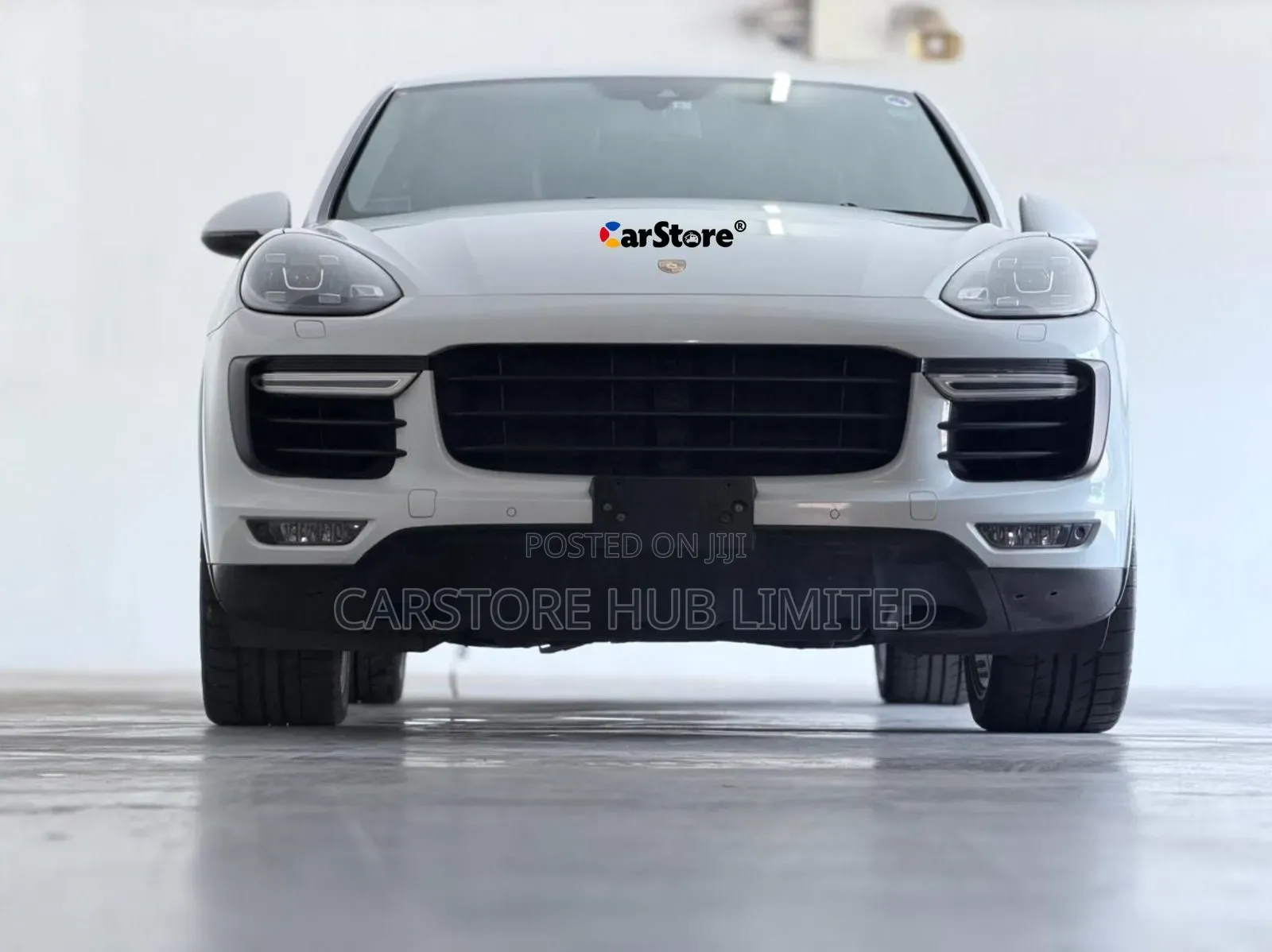 Porsche Cayenne Turbo AWD 2017 White