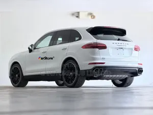 Porsche Cayenne Turbo AWD 2017 White