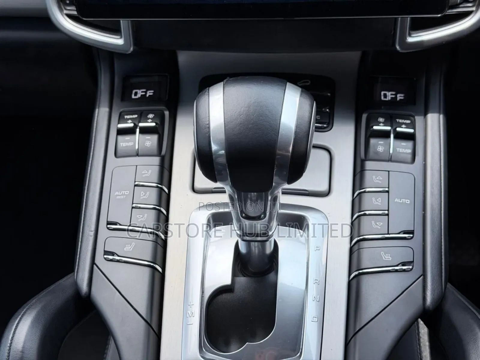 Porsche Cayenne Turbo AWD 2017 White