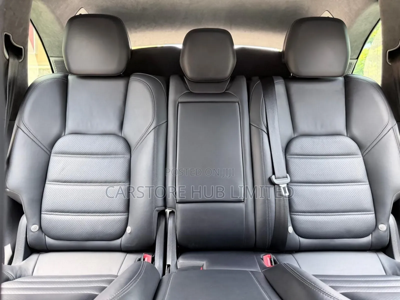 Porsche Cayenne Turbo AWD 2017 White