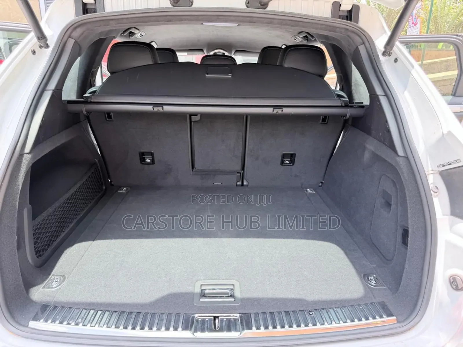 Porsche Cayenne Turbo AWD 2017 White
