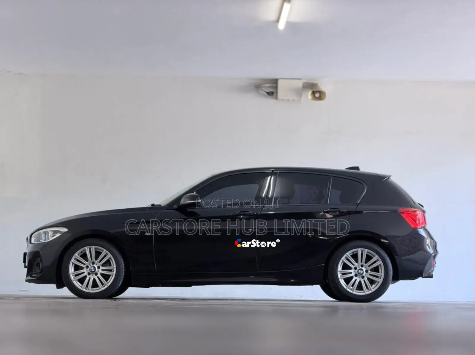 BMW 118i 2016 Black