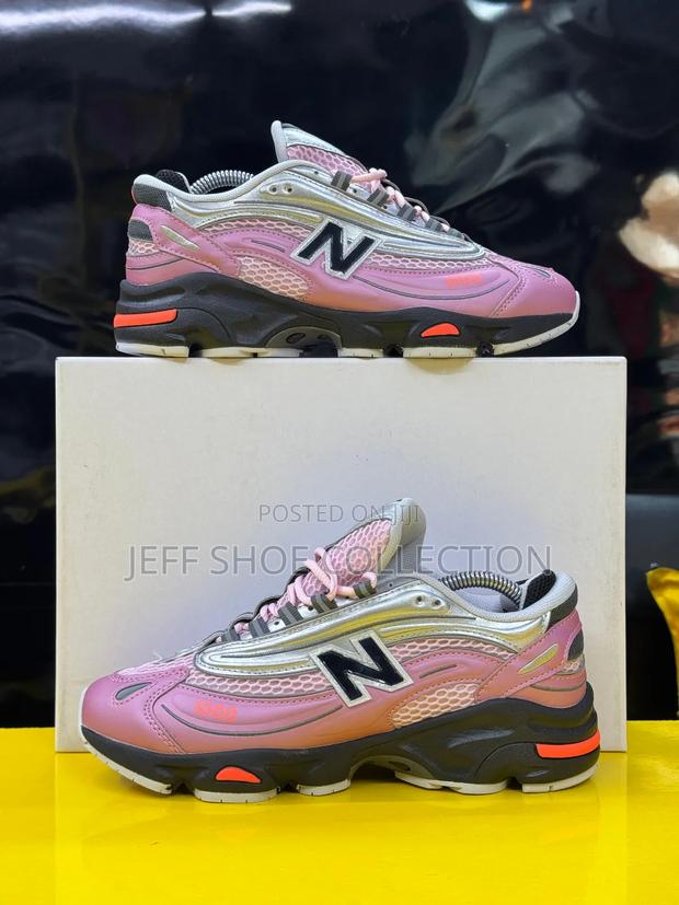 New Balance 1000
“ Pink Taffy ” - main view