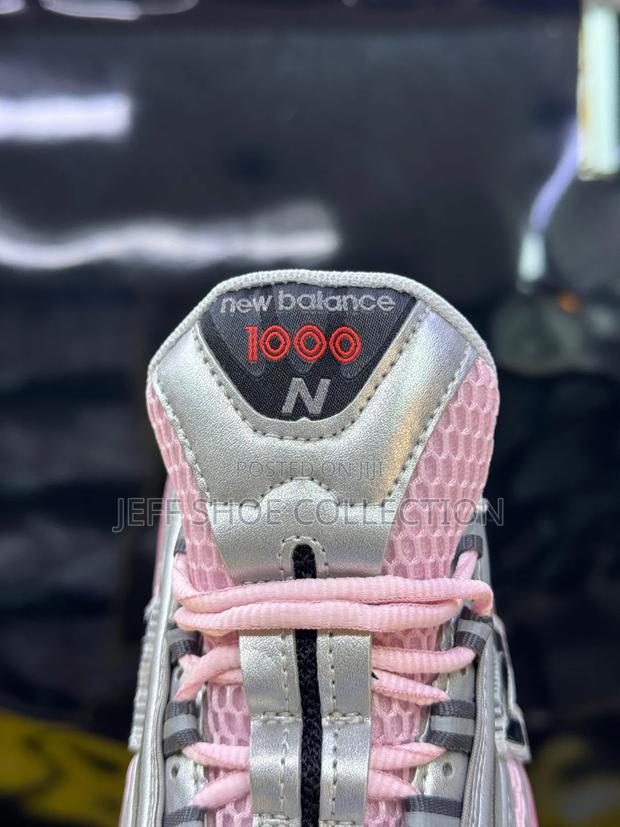 New Balance 1000
“ Pink Taffy ” - thumbnail 5