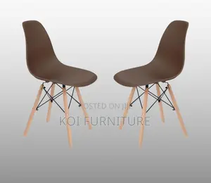 Dining Chairs; Plastic Eames Molded Home Outdoor Dining Chairs