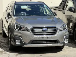 Subaru Outback 2019 Silver