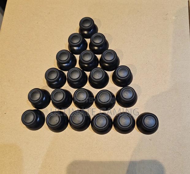 Ps5/Ps4 Pad Caps - thumbnail 3