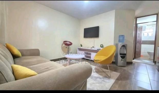 Beautifully Furnished Airbnb - thumbnail 4