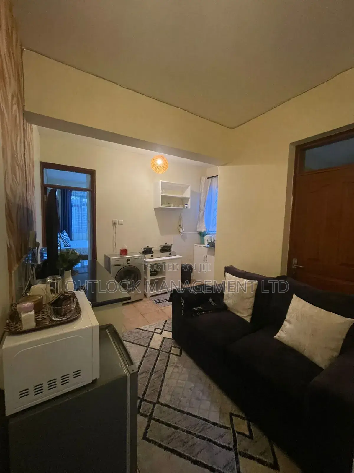 1 Bedroom Extension to Let