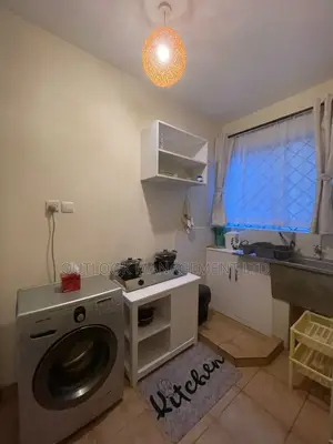 1 Bedroom Extension to Let