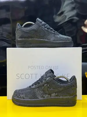Nike Airforce 1 Low Kobe Bryant 
“ Tripple Black ”