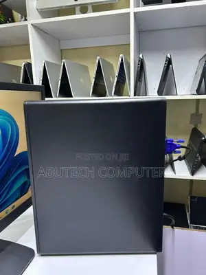 Desktop Computer HP 200 G4 8GB Intel Core i7 HDD 500GB