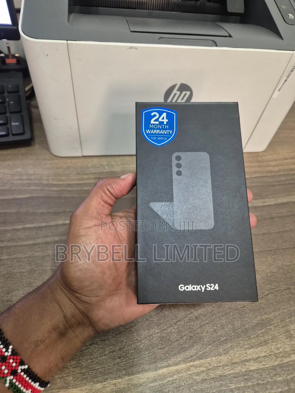 New Samsung Galaxy S24 256 GB Yellow