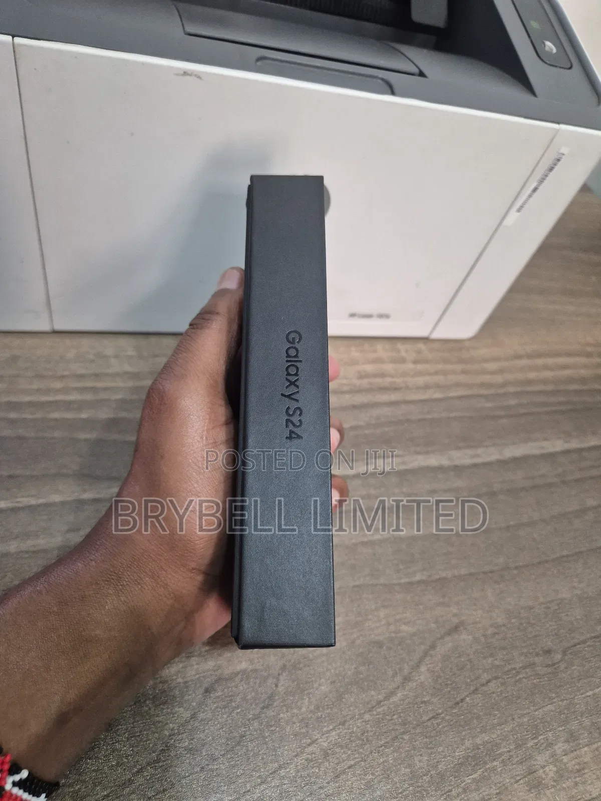 New Samsung Galaxy S24 256 GB Yellow