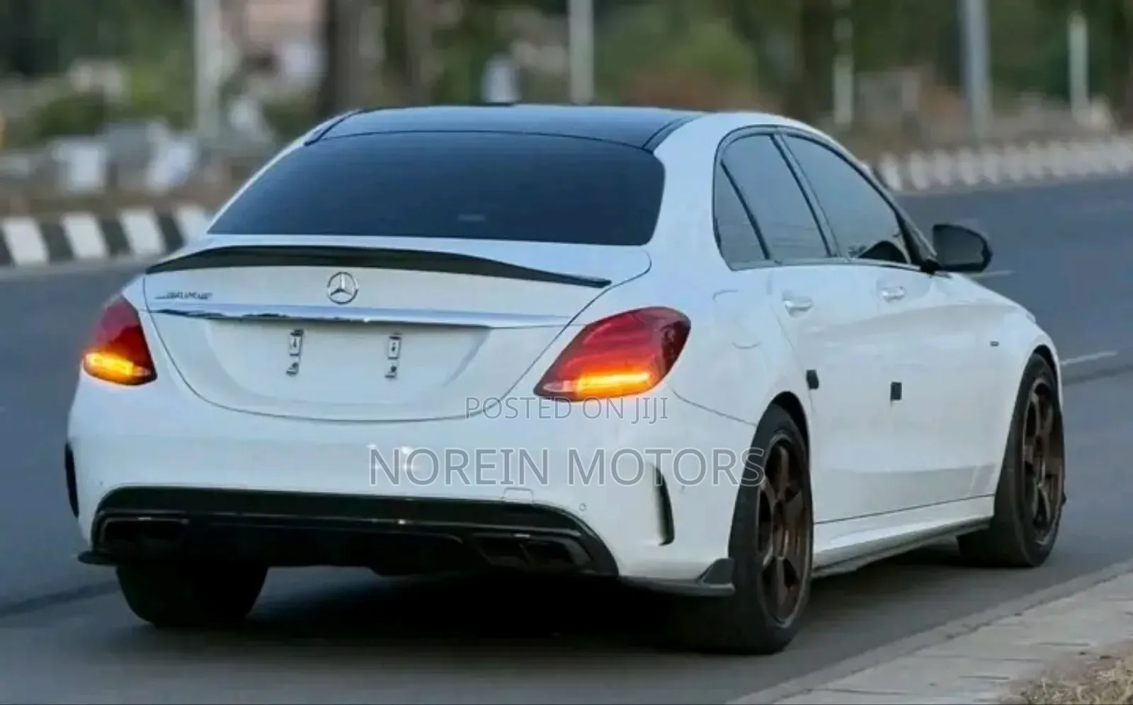 Mercedes-Benz C450 2016 White